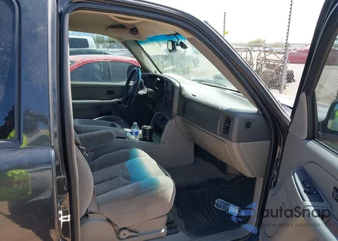 2005 Chevrolet Tahoe Ls z USA, uszkodzony, nr VIN 1GNEC13TX5R214111